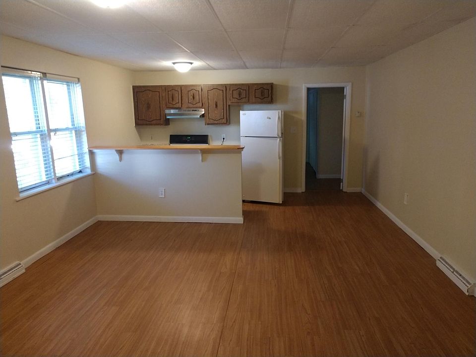 1st image of 59 Price St #C