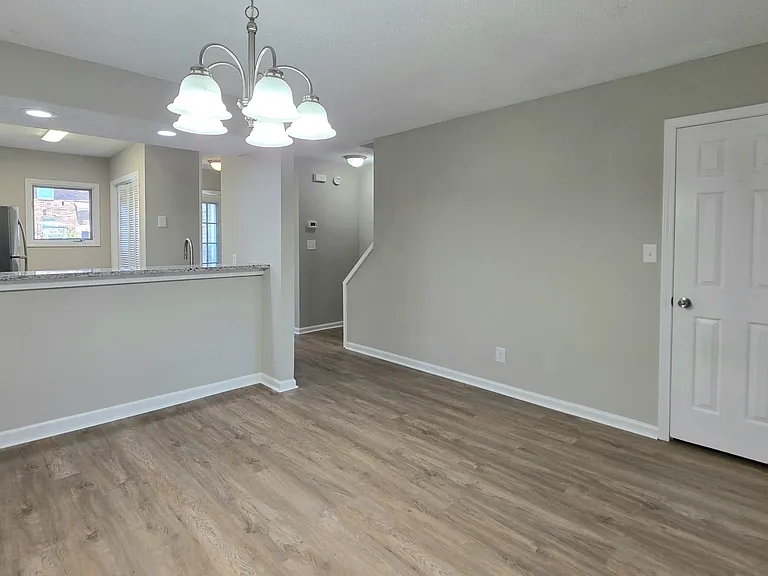 409 Garden Dr #110A — Photo 5