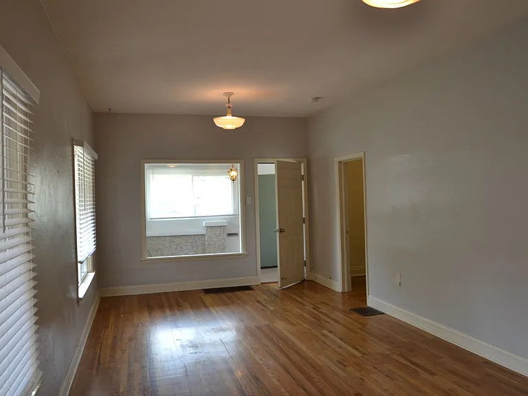 821 N Walnut St — Photo 6