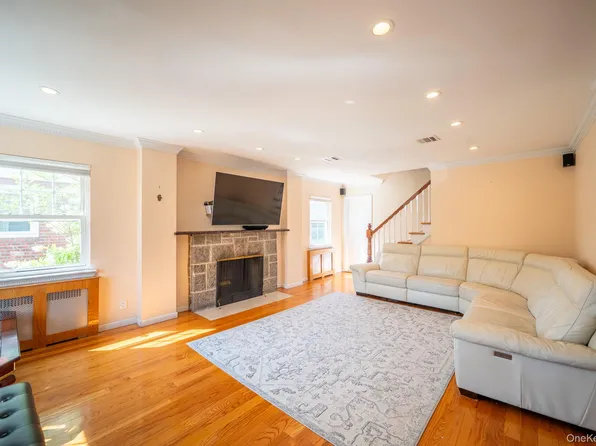 75-22 186th Street, Fresh Meadows, NY 11366