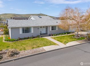 291 C St SE, Ephrata, WA 98823