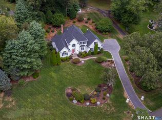 6 Parkman Place, Old Saybrook, CT 06475