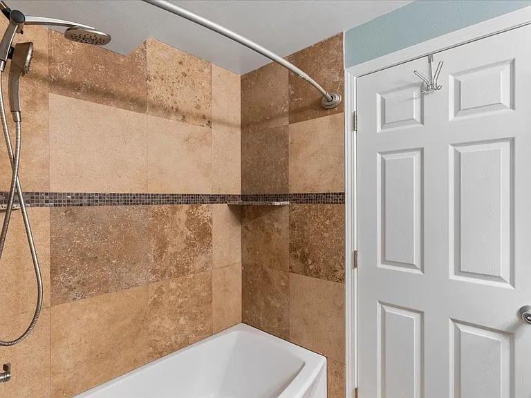 2747 S Kihei Rd #7 — Photo 2