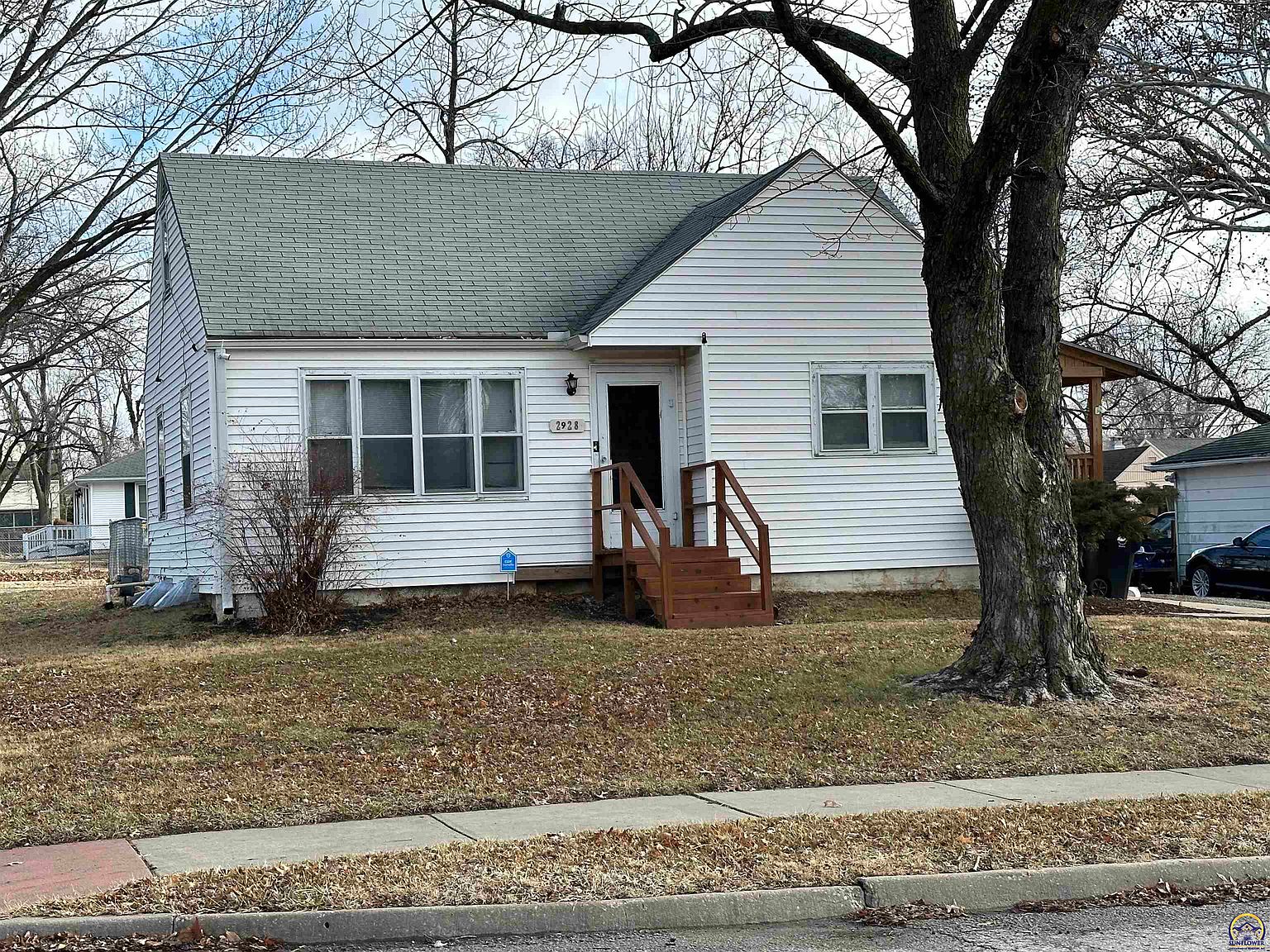 2928 SE Indiana Ave, Topeka, KS 66605 Zillow