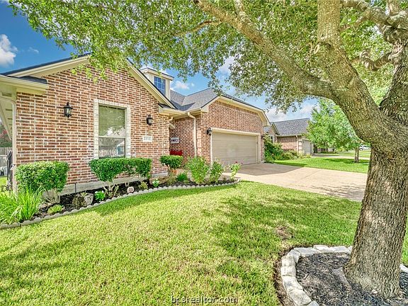 5th image of 2216 Ironwood Dr