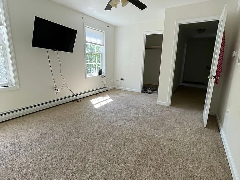 7 Browns Freehold — Photo 37