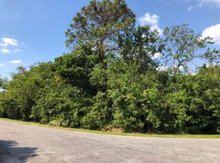 E 21st Ct, Fort Pierce, FL 34982