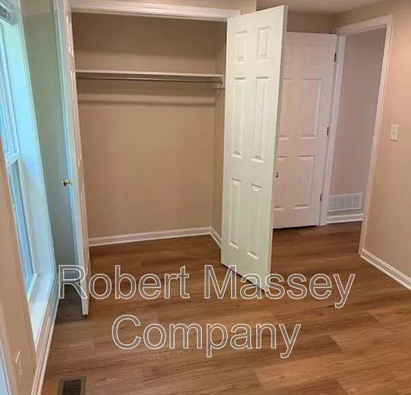 1236 Cherokee Rd #4A — Photo 7