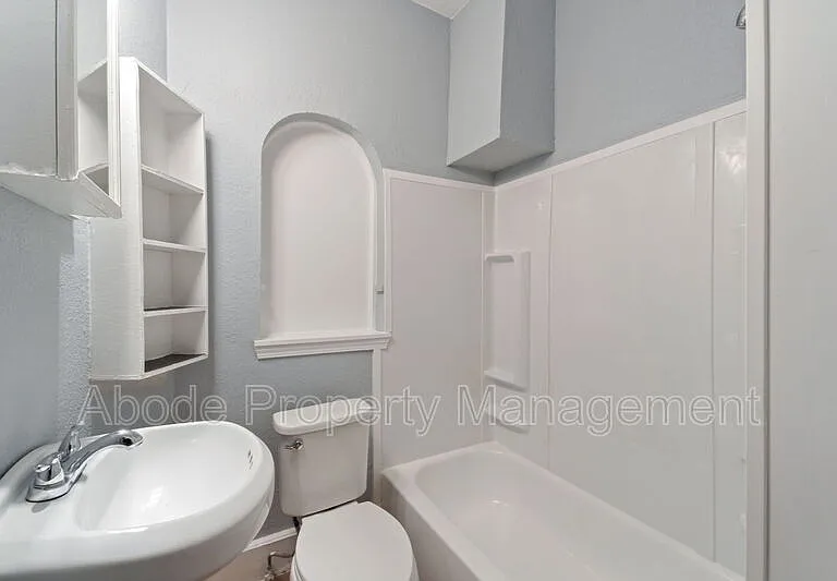126 S Lincoln Ave #1 — Photo 5