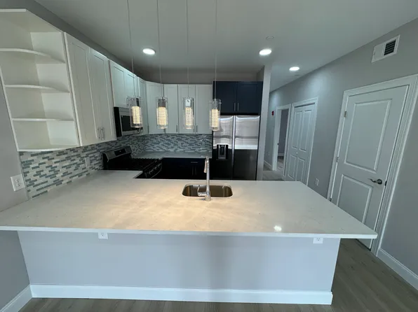 342 Communipaw Ave #1, Jersey City, NJ 07304