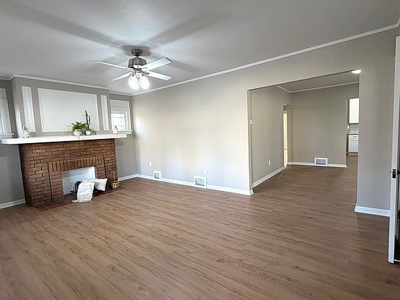 4th image of 2210 W 101st St #1