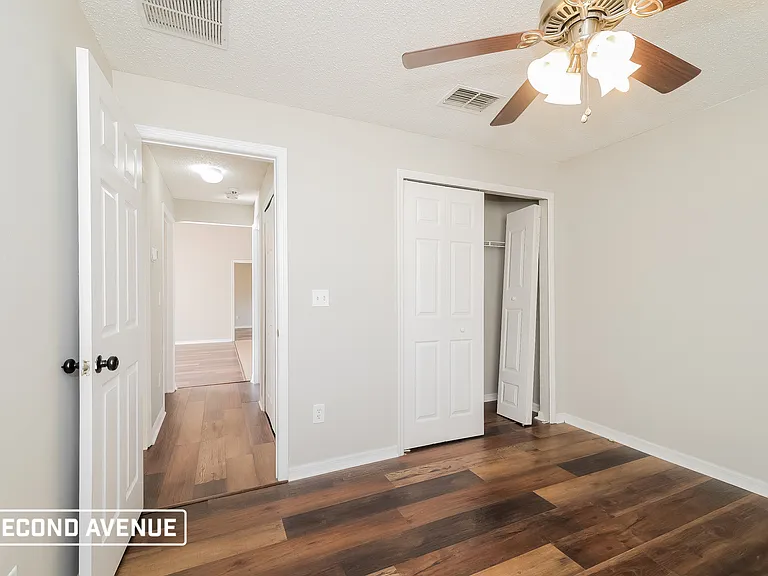 704 Cockatoo Ct — Photo 12
