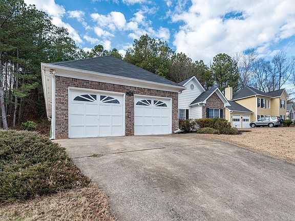 4th image of 516 Brooksdale Dr