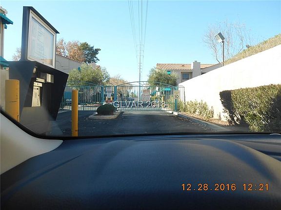 4th image of 4380 Woodpine Dr Unit 201
