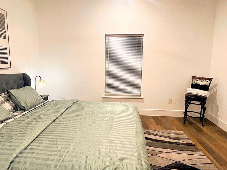 4938 Garland Ave #101 — Photo 4