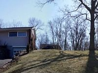 1st image of 28 Windsor Gate Dr