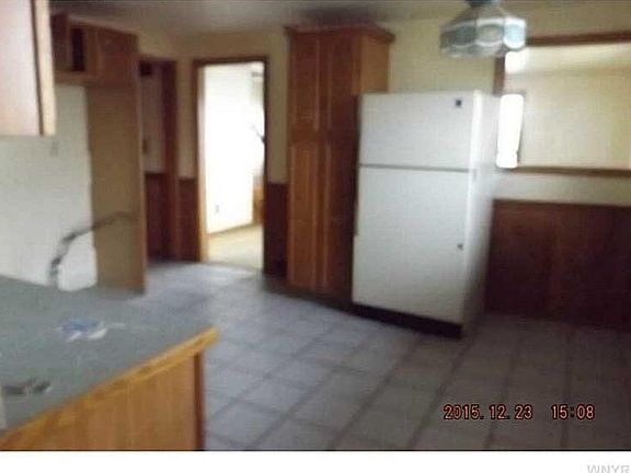 2nd image of 4060 Park Ave