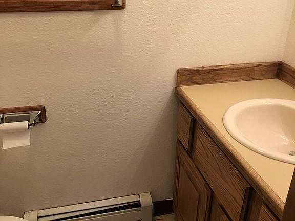 4th image of 1181 N Elsinore Ave #4
