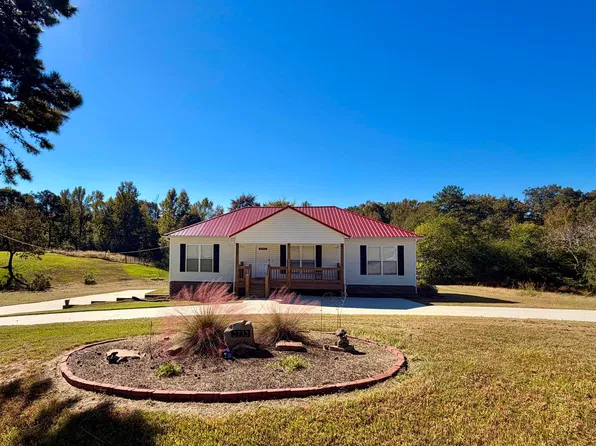 2732 Graves Gap Rd, Hayden, AL 35079