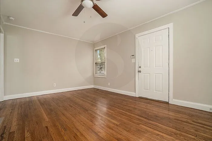 973 Lawton St SW — Photo 4