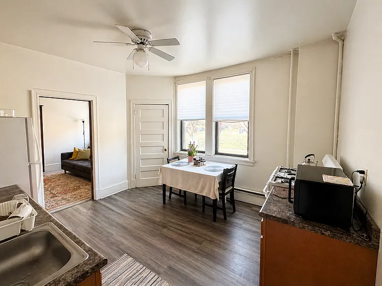 301 S Winebiddle St — Photo 13