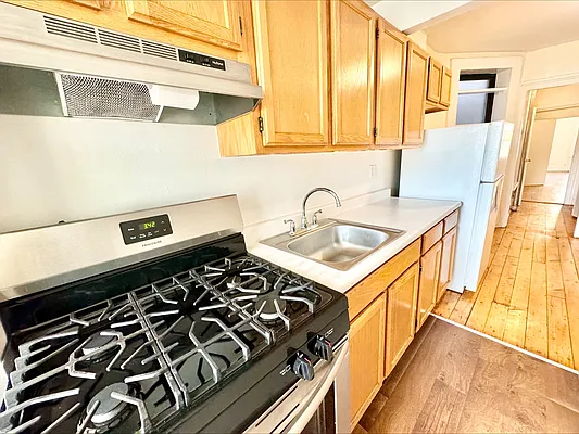 Rented by Corcoran | media 8