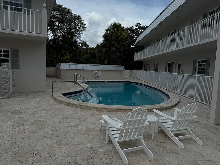 900 Jasmine Ln #6B — Photo 11