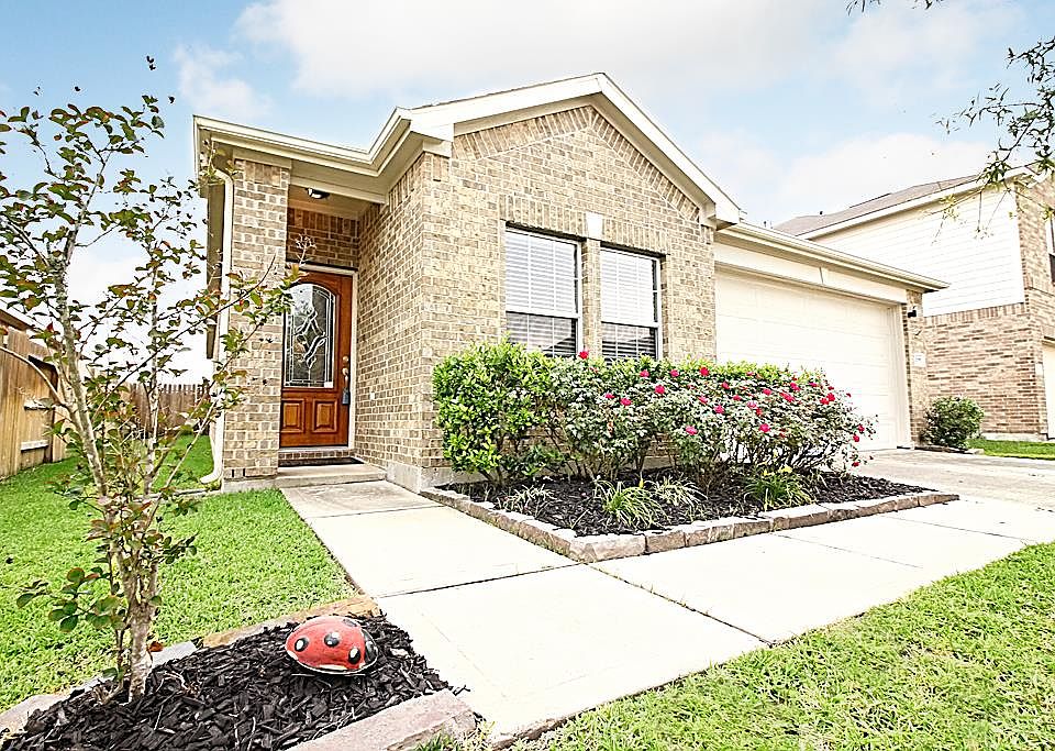 1st image of 10111 Alcove Glen Ln