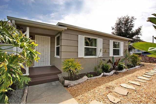 Front view of home.