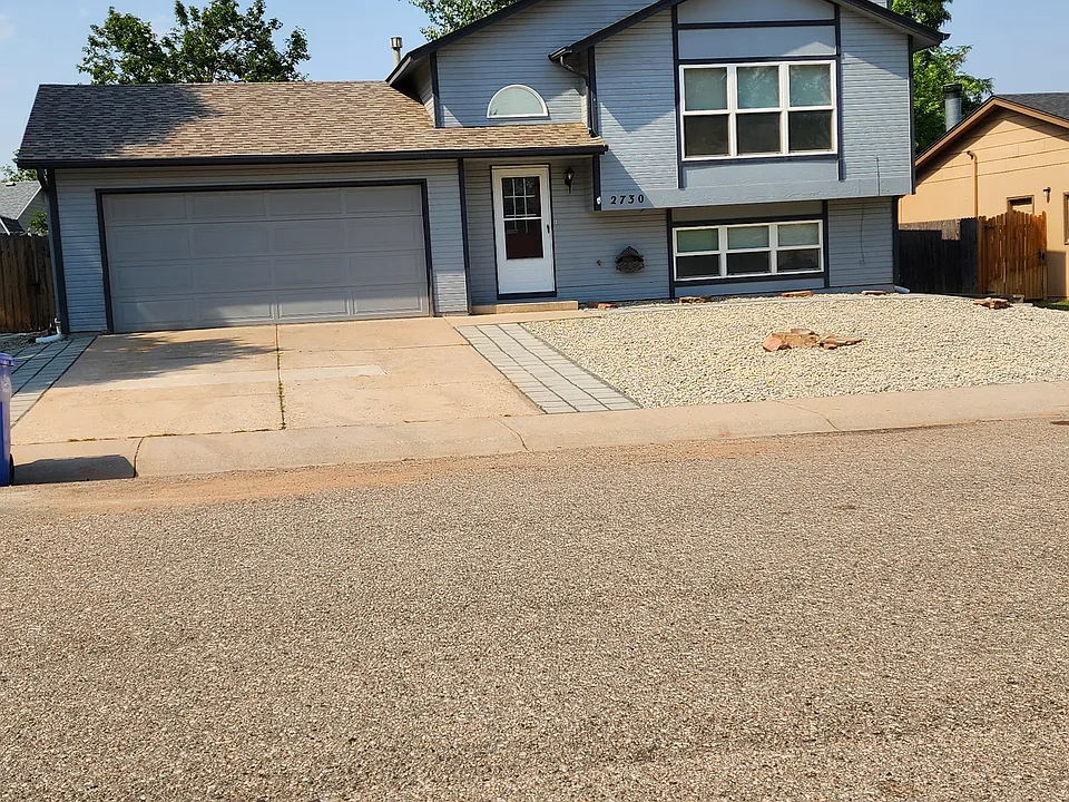 2730 Bluegrass Dr