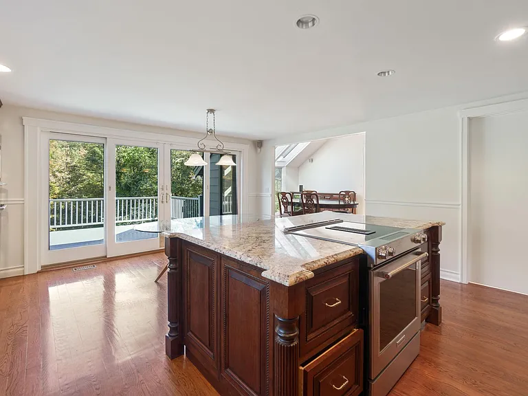388 Taconic Rd — Photo 8