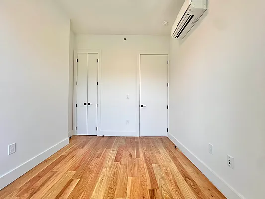 Rented by ERNY LLC | media 6