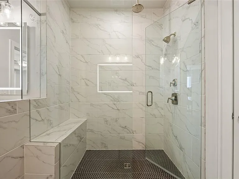 2145 Burnside Dr NW — Photo 32