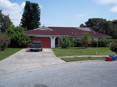1st image of 204 Bayside Ct