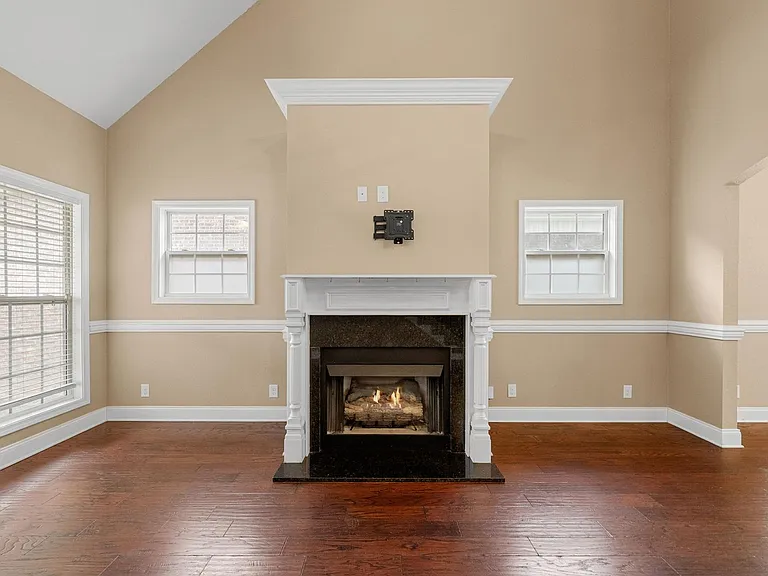 268 Turnberry Cir — Photo 5