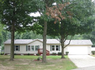 307 Sandy Knoll Dr, Decatur, MI 49045