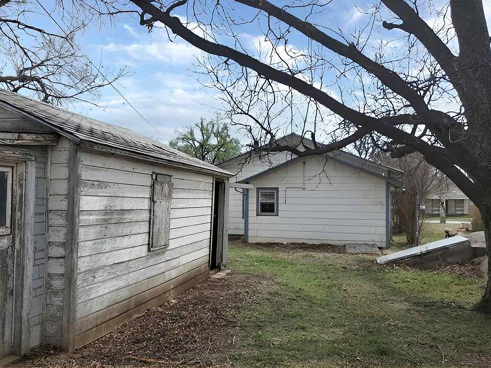 206 E Davis St, Tipton, OK 73570 MLS 164439 Zillow