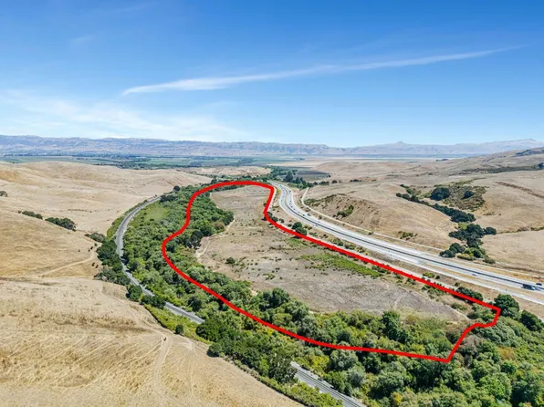 101 Highway, Hollister, CA 95023