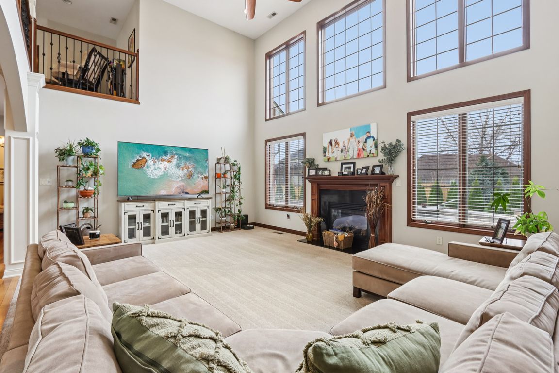 next background image