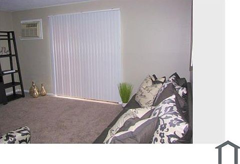 2nd image of 1300 Brookview Dr