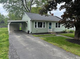 2 Hilltop Dr UNIT 2, Fayville, MA 01745