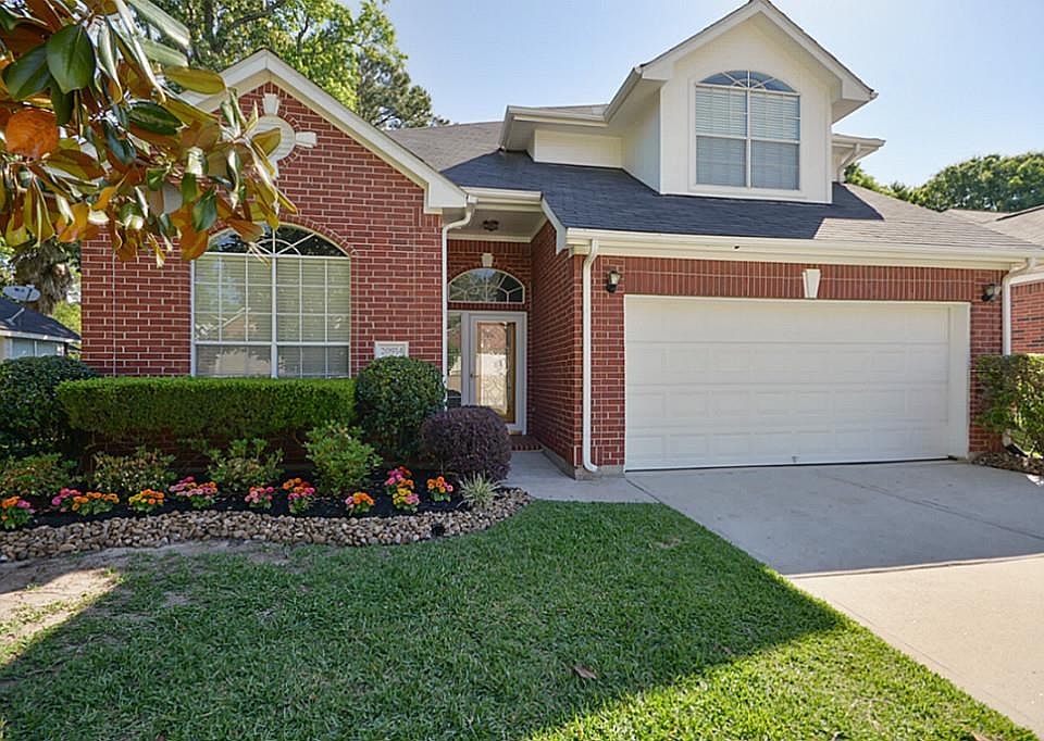 1st image of 20914 Heather Grove Ct