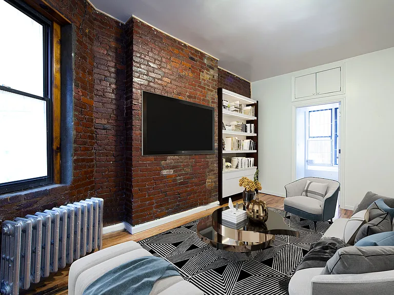 40 Clinton St #1D — Photo 1