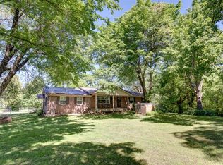 3435 E Pleasant Valley Dr, Lead hill, AR 72644
