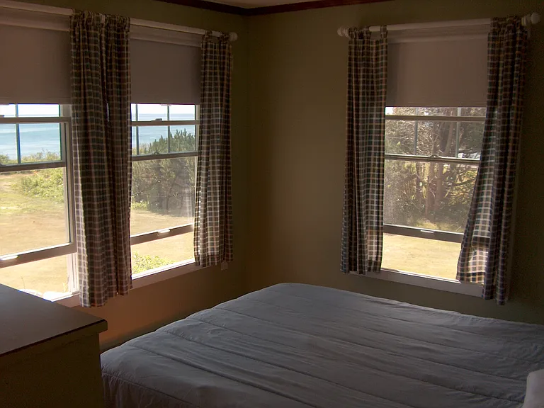 84 Goodwin Rd — Photo 2