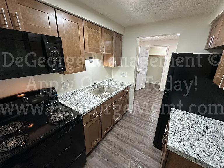 William's Tribute Apartments — Photo 64