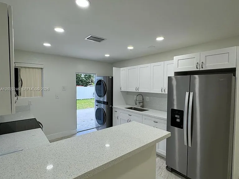 1222 NW 102nd St #2 — Photo 2