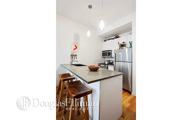 Rented by Douglas Elliman | media 25