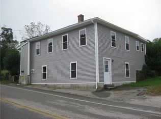 90 Read Ave, Coventry, RI 02816