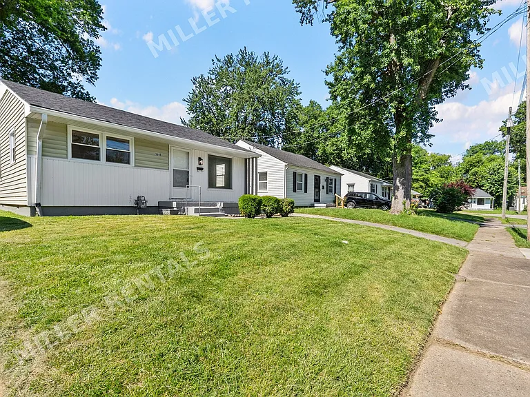 3606 Hudson Ave — Photo 26